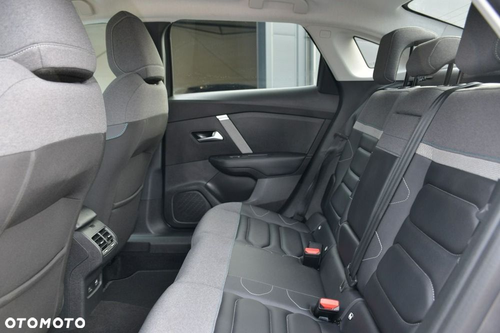 Citroën C4X - 12