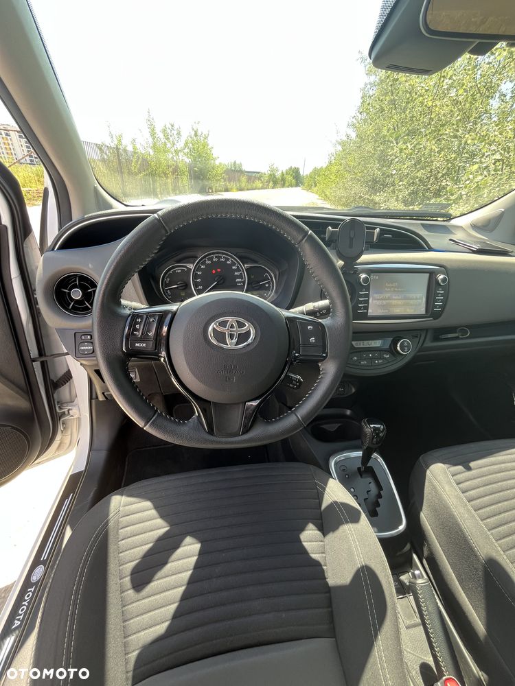 Toyota Yaris - 13