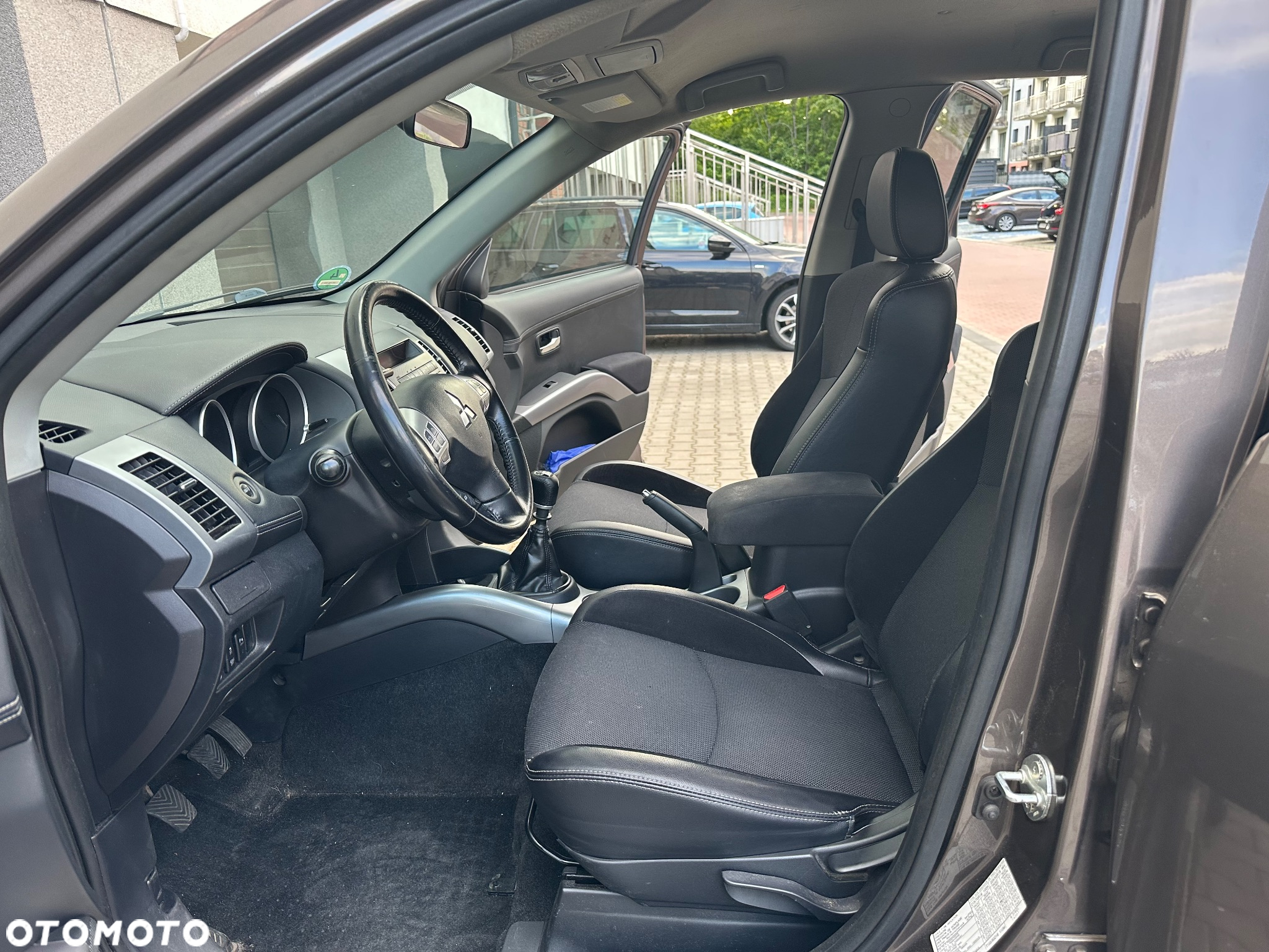 Mitsubishi Outlander 2.2 DI-D ClearTec 2WD Edition - 10