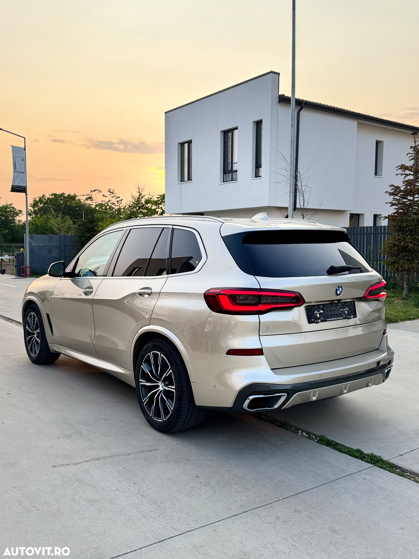 BMW X5 xDrive40i - 4