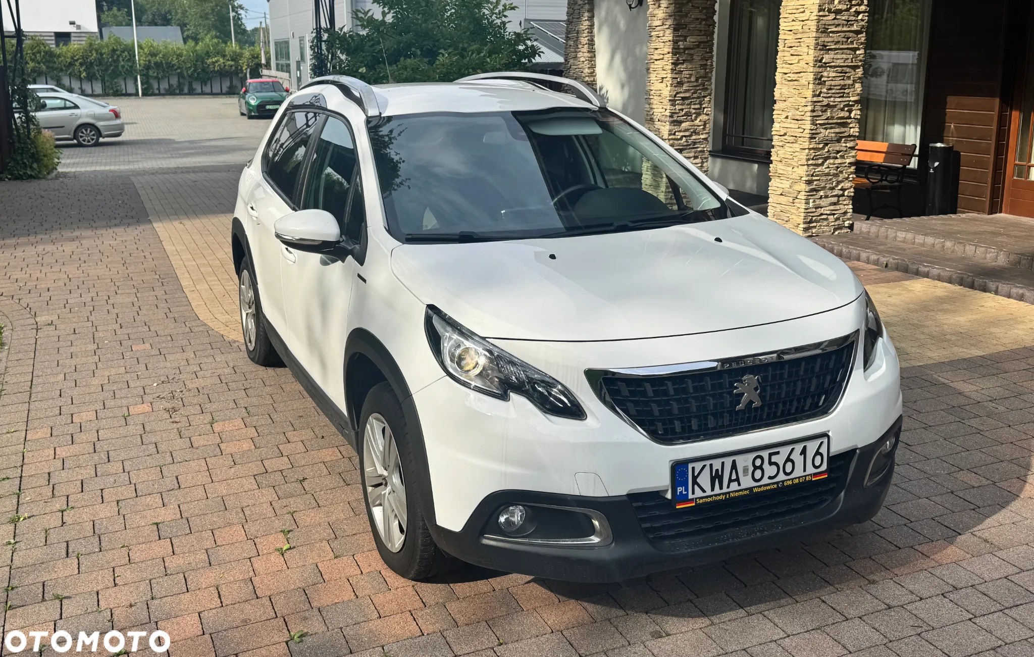 Peugeot 2008 1.2 Pure Tech Style - 16