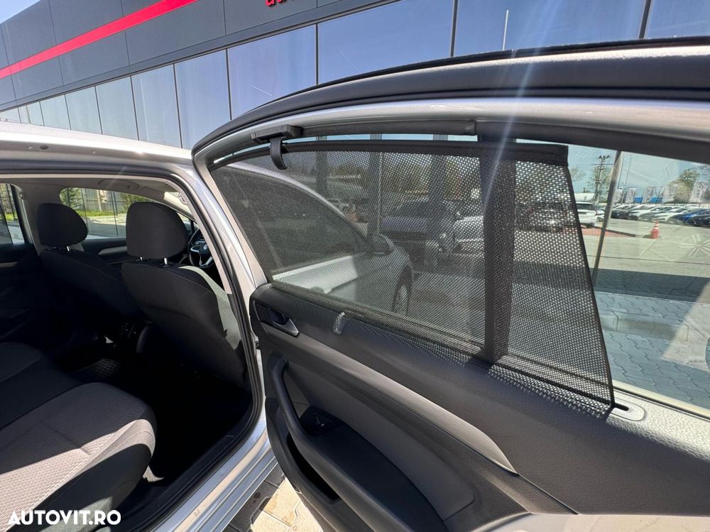 Volkswagen Passat 2.0 TDI DSG Advance - 30