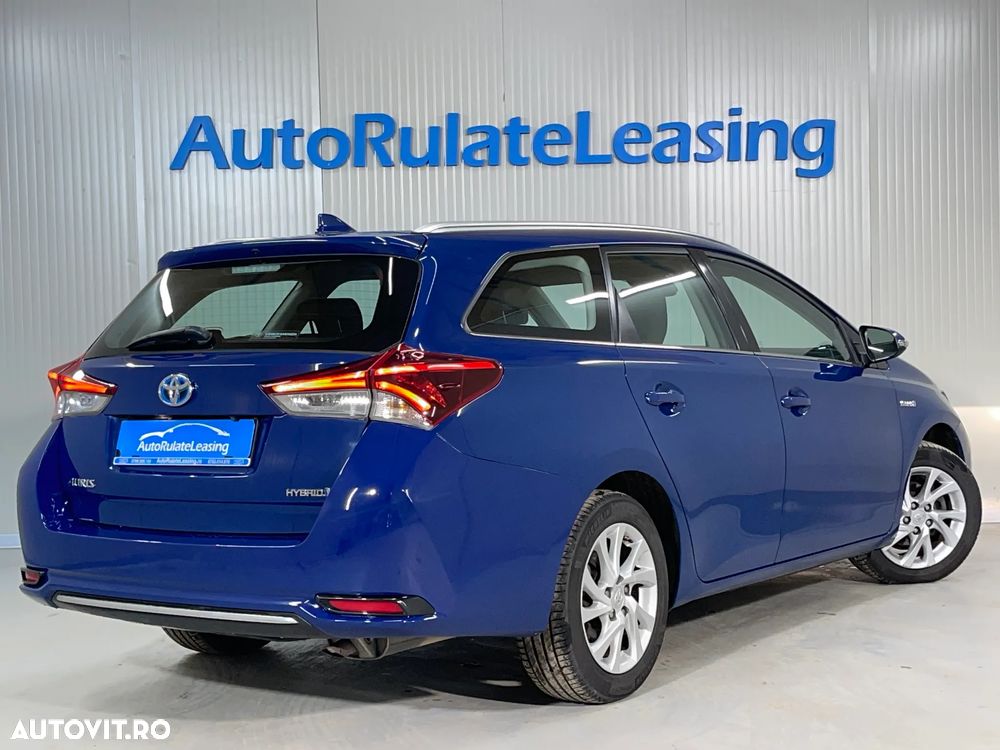 Toyota Auris 1.8 L VVT-i TS Hybrid Luna - 3