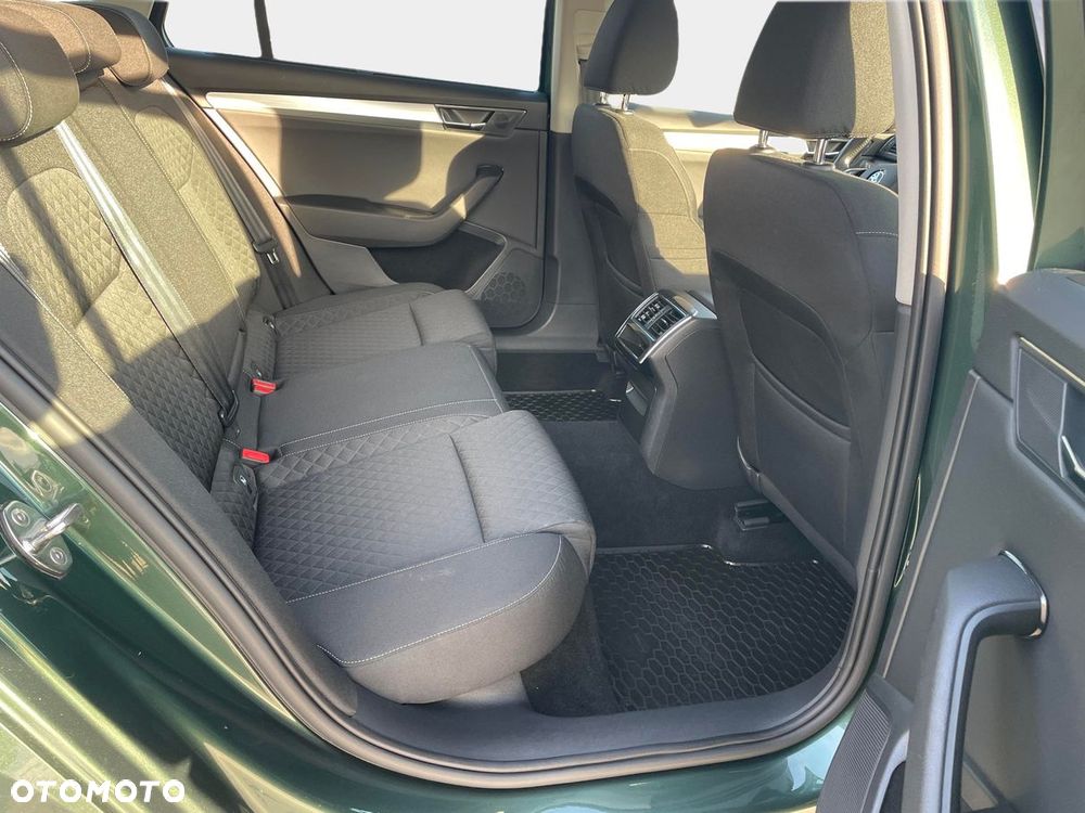 Skoda Superb 2.0 TDI DSG Ambition - 17