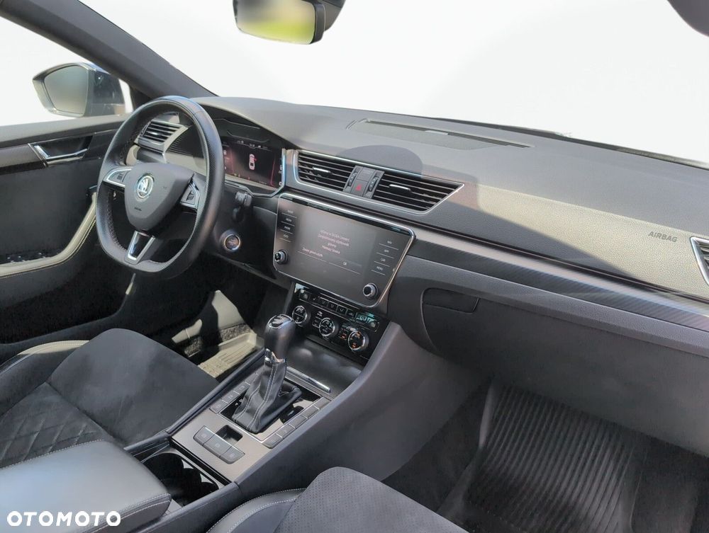Skoda Superb 2.0 TDI SCR Sportline DSG - 18