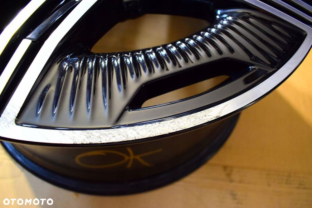 MERCEDES 19 AMG EQE W295 Electric Nowy Model Oryginał - 3