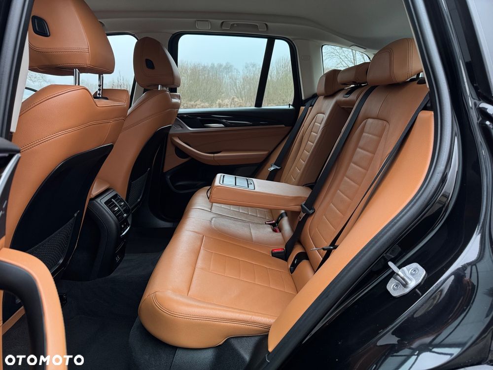 BMW X3 sDrive18d xLine sport - 21