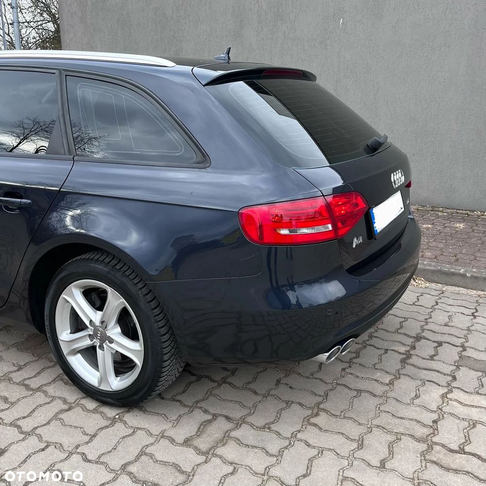 Audi A4 Avant 2.0 TDI DPF multitronic S line Sportpaket - 25