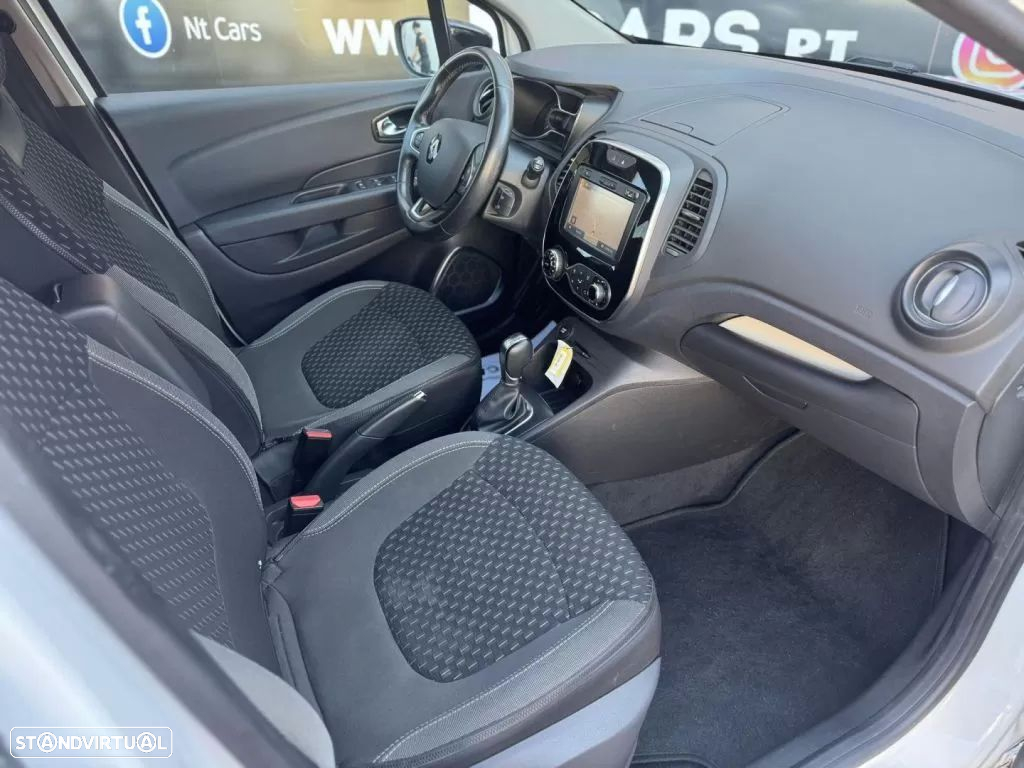 Renault Captur 1.5 dCi Exclusive EDC - 11