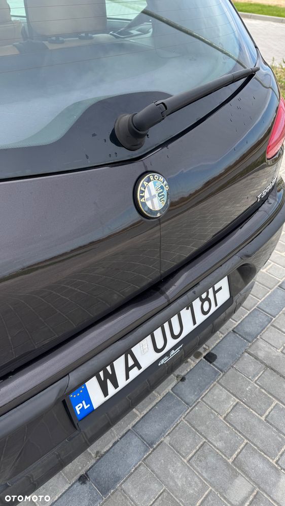 Alfa Romeo 147 - 13