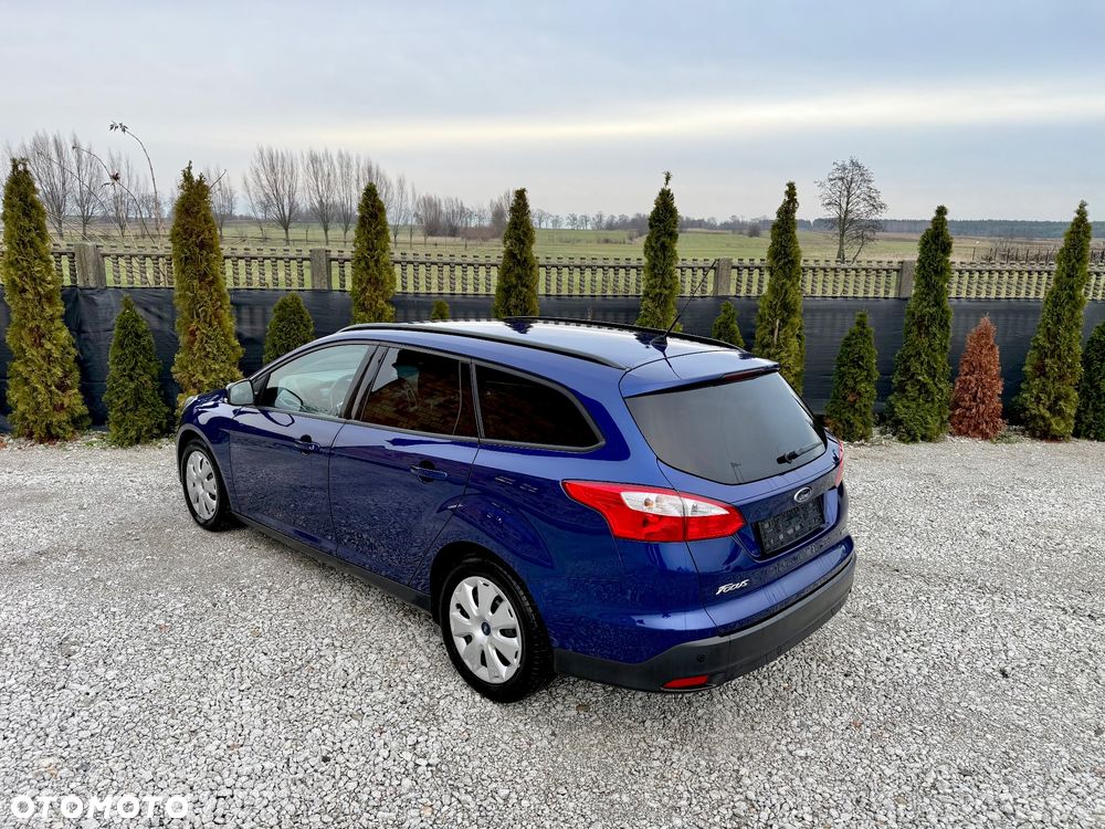 Ford Focus SW - 7