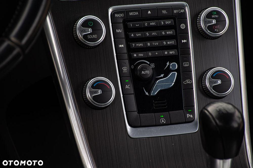 Volvo XC 60 D4 Summum - 34