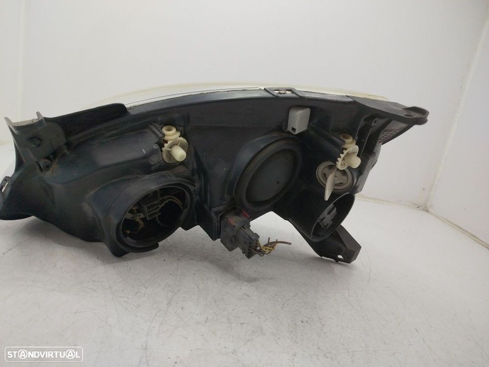 Farol/ Otica Dianteiro Dto Opel Corsa C - 3