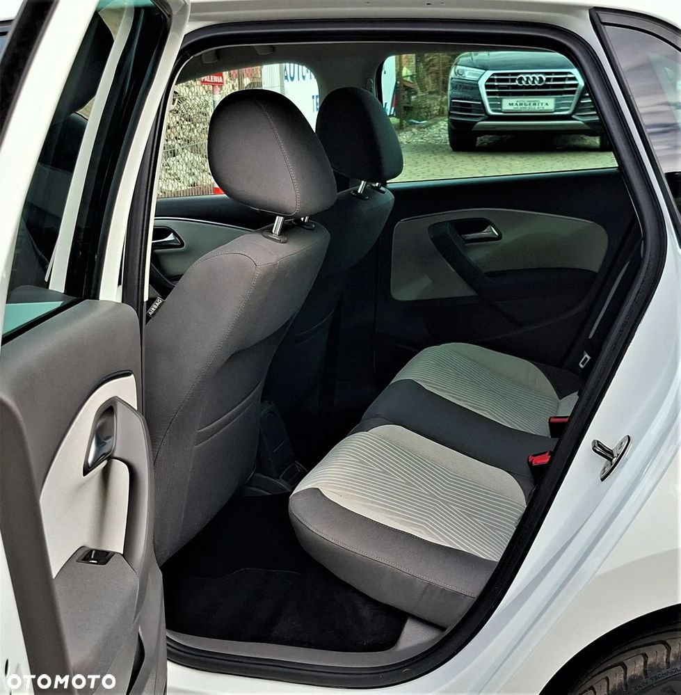 Volkswagen Polo 1.4 TDI Blue Motion Technology FRESH - 17