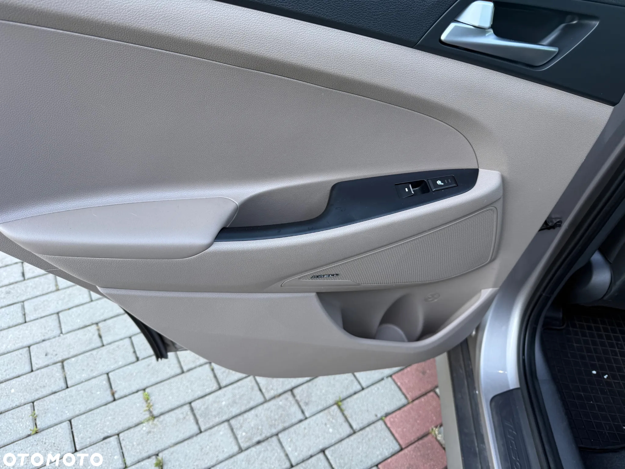 Hyundai Tucson 2.0 CRDi 4WD Automatik Premium - 28