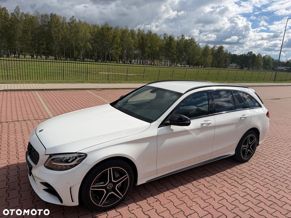 Mercedes-Benz Klasa C 200 4MATIC 9G-TRONIC - 9