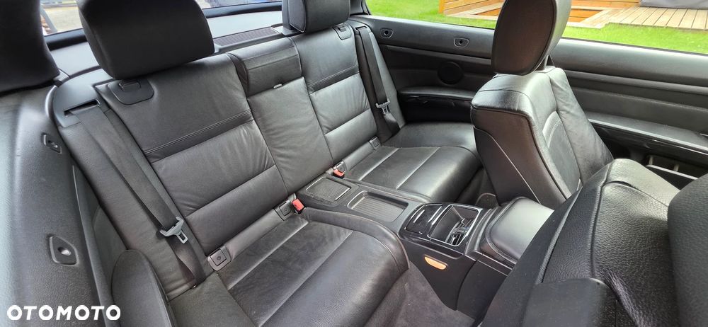 BMW Seria 3 320i - 12