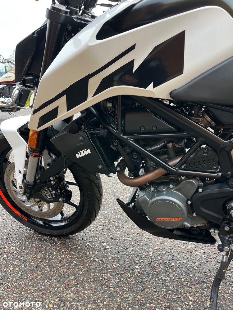 KTM Duke - 12