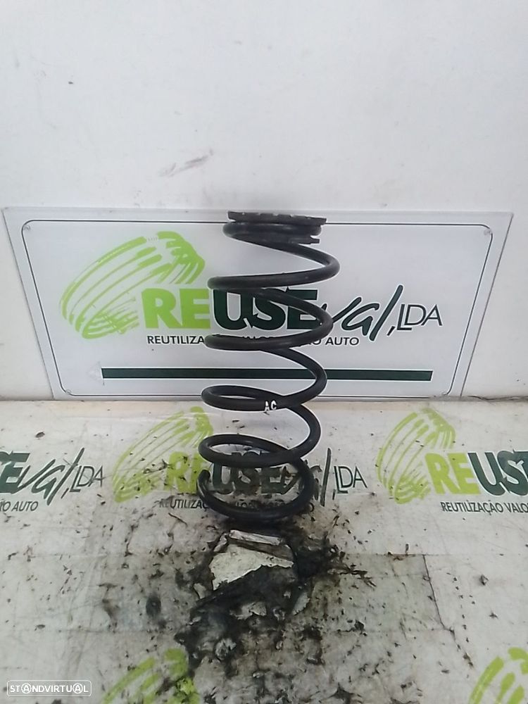 Mola Suspenção Tr Dta Opel Corsa D (S07) - 1