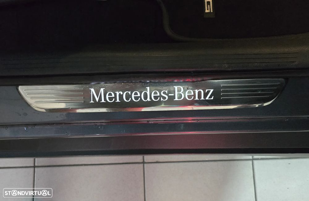 Mercedes-Benz GLC 300 e 4Matic 9G-TRONIC Edition AMG Line - 16