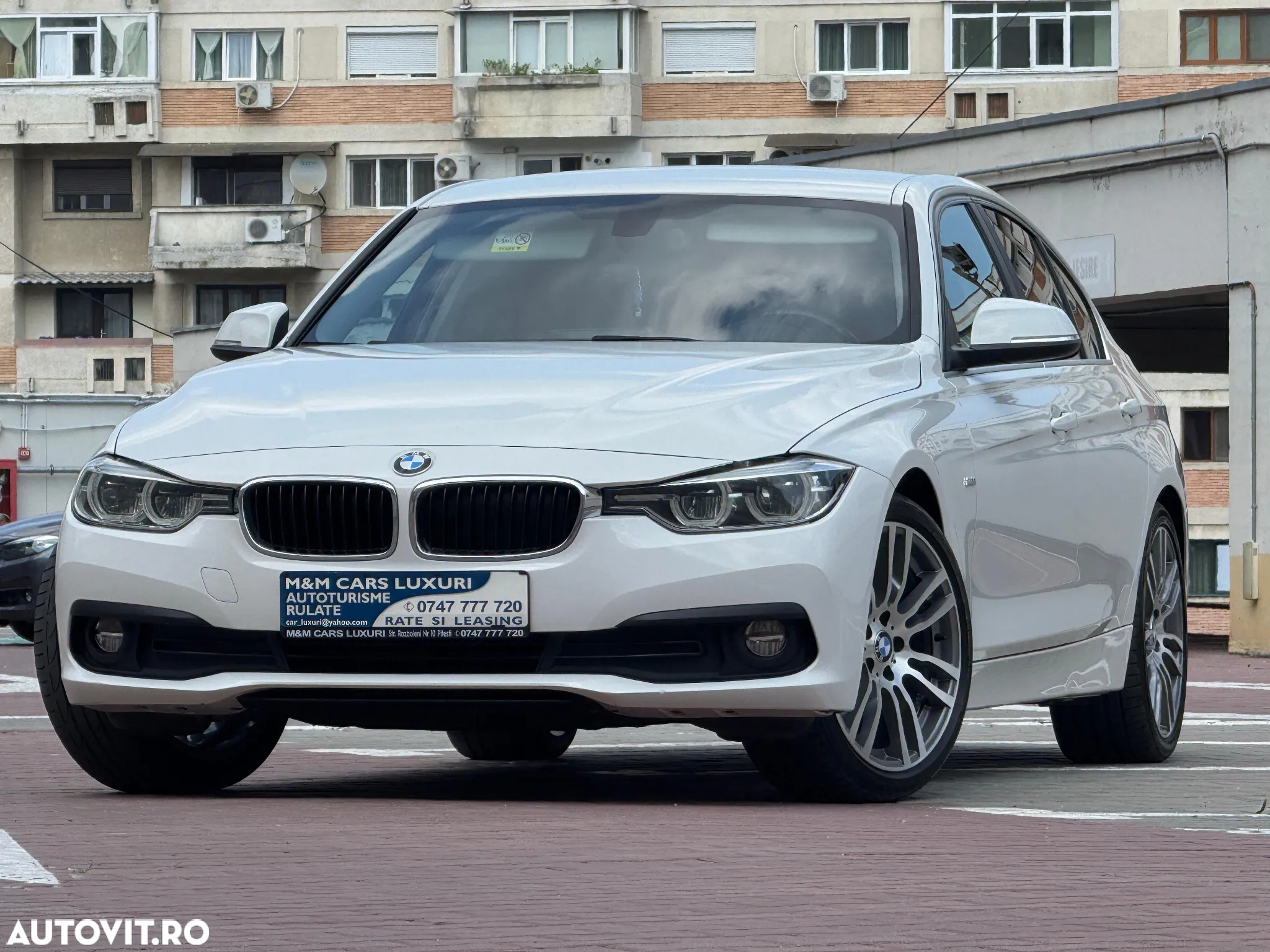 BMW Seria 3 320d Aut. Sport Line - 13