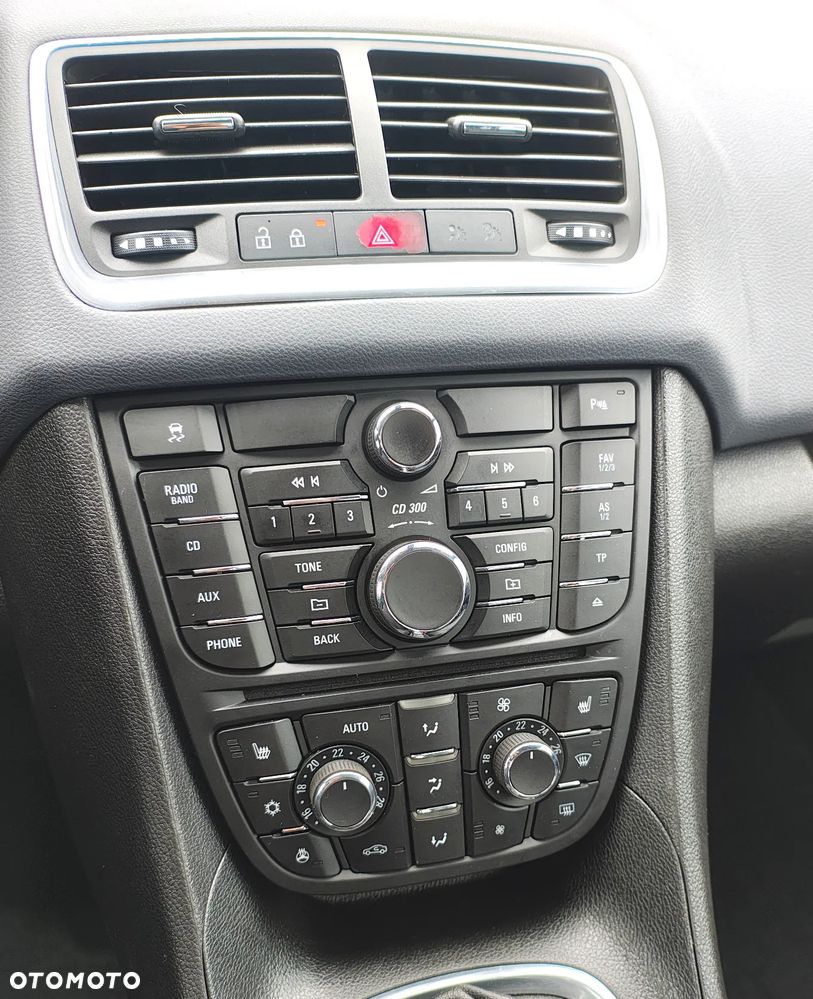 Opel Meriva 1.4 T Cosmo - 10