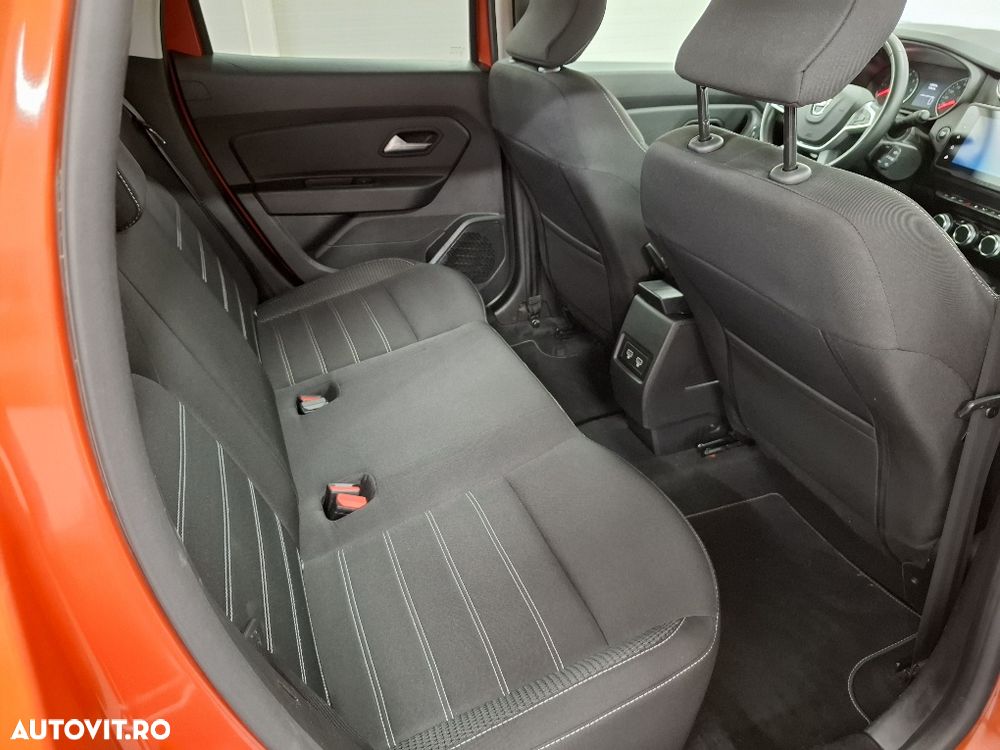 Dacia Duster TCe 150 4X4 Journey - 15