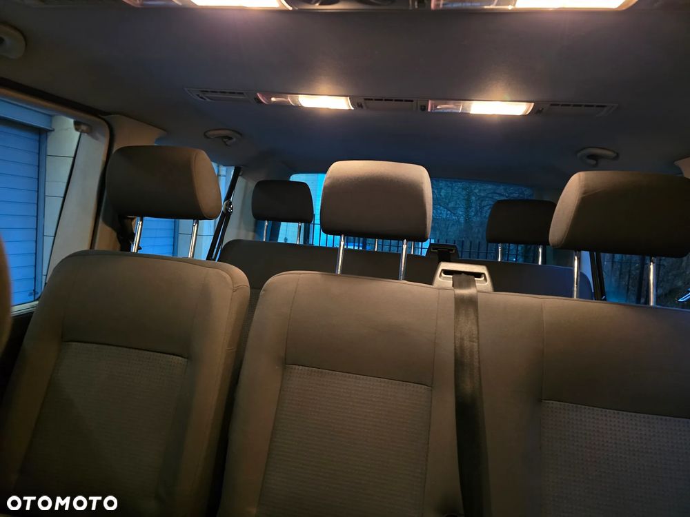 Volkswagen Transporter Caravelle Kurz Autm DPF Comfortline - 17