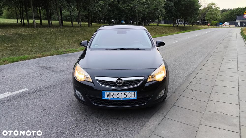 Opel Astra 1.6 Turbo Innovation - 5