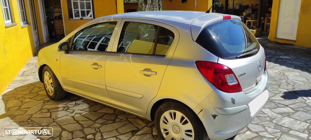 Opel Corsa 1.3 CDTi Enjoy - 21