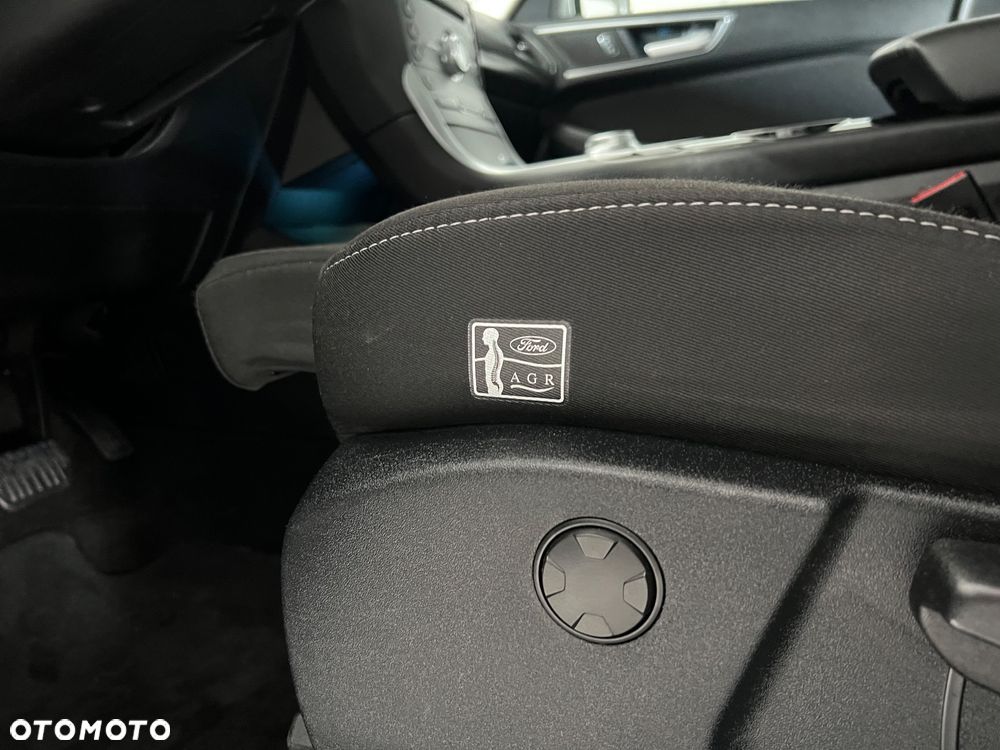 Ford S-Max 2.0 EcoBlue Titanium - 21