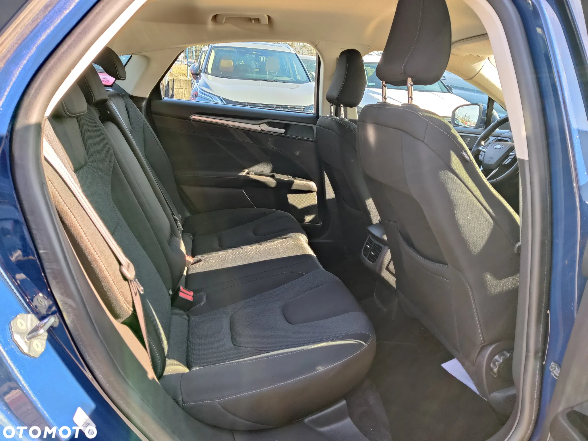 Ford Mondeo 2.0 TDCi Titanium PowerShift - 17