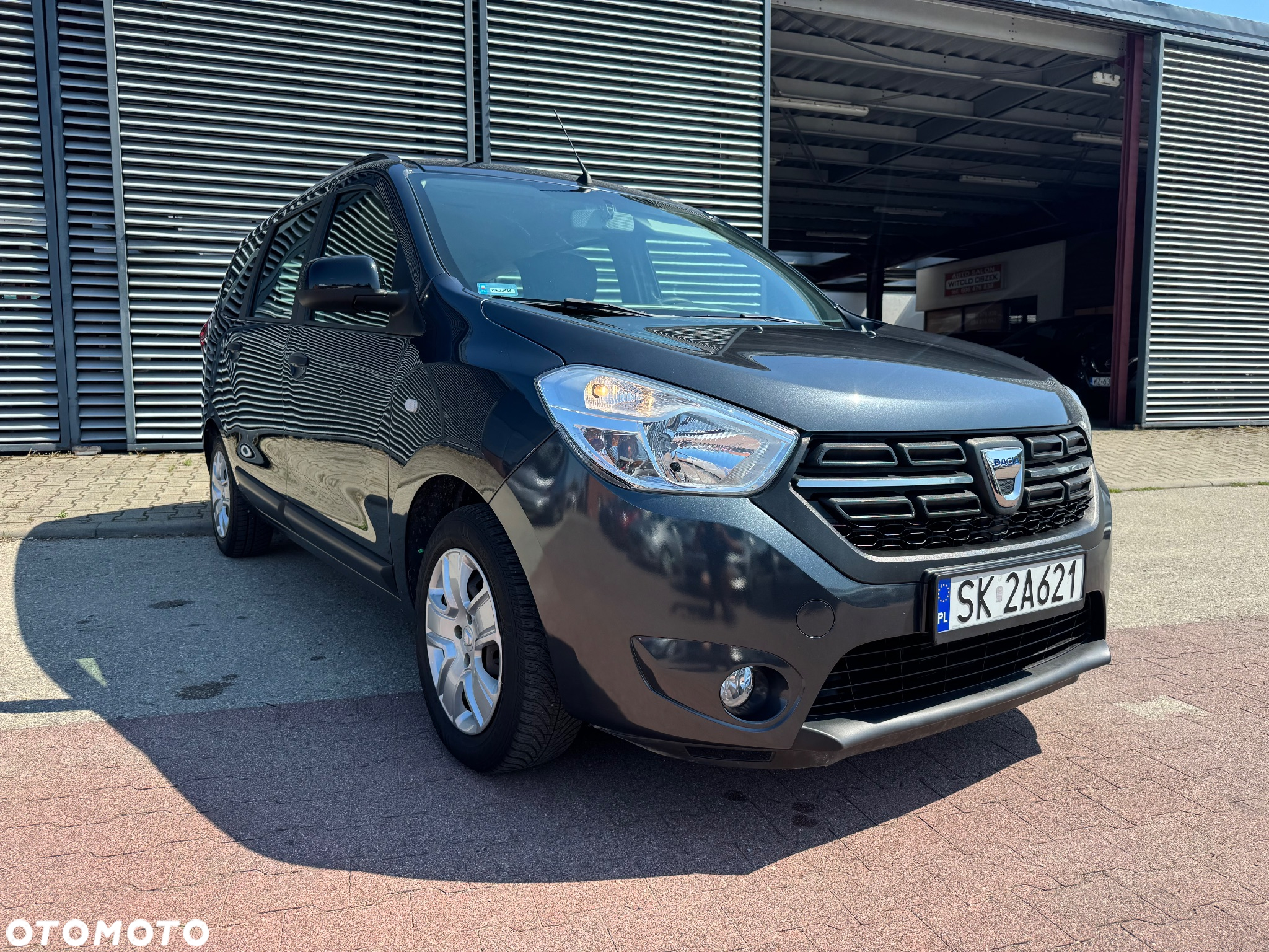 Dacia Lodgy 1.3 TCe Laureate S&S - 7