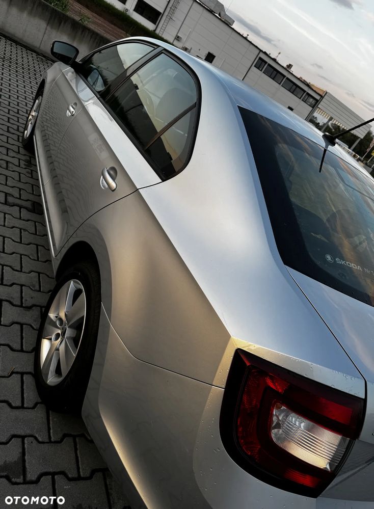 Skoda RAPID 1.0 TSI Ambition - 16
