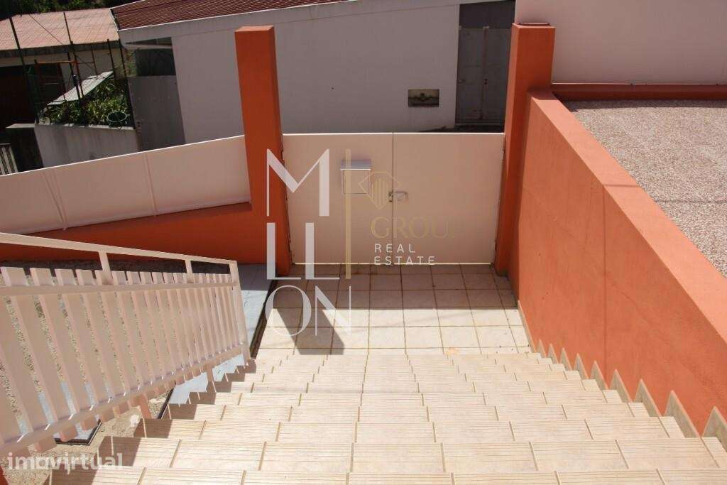 Moradia T4 com garagem - Grande imagem: 4/31