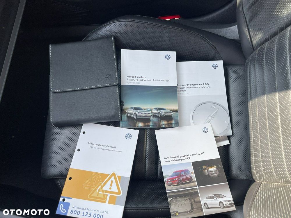 Volkswagen Passat 2.0 TDI EVO Elegance DSG - 17