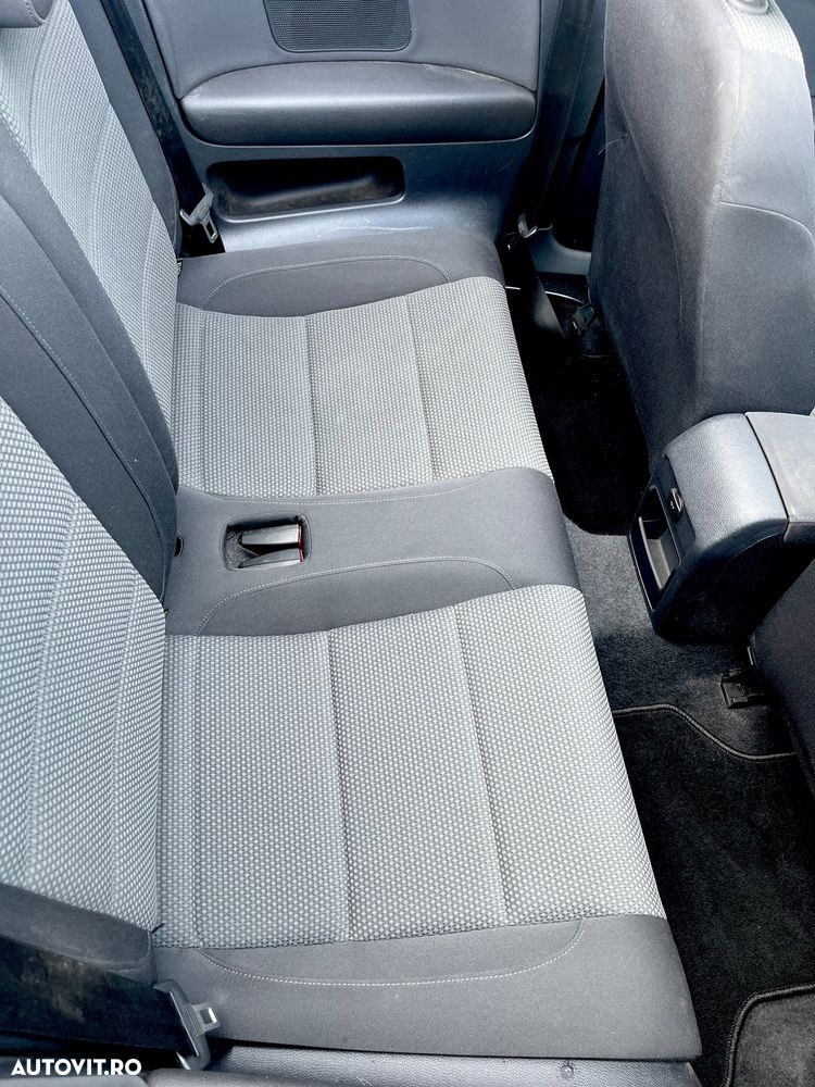 Volkswagen Golf 1.4 TSI - 12