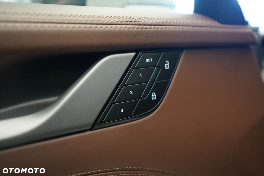 Porsche 911 Carrera S - 23