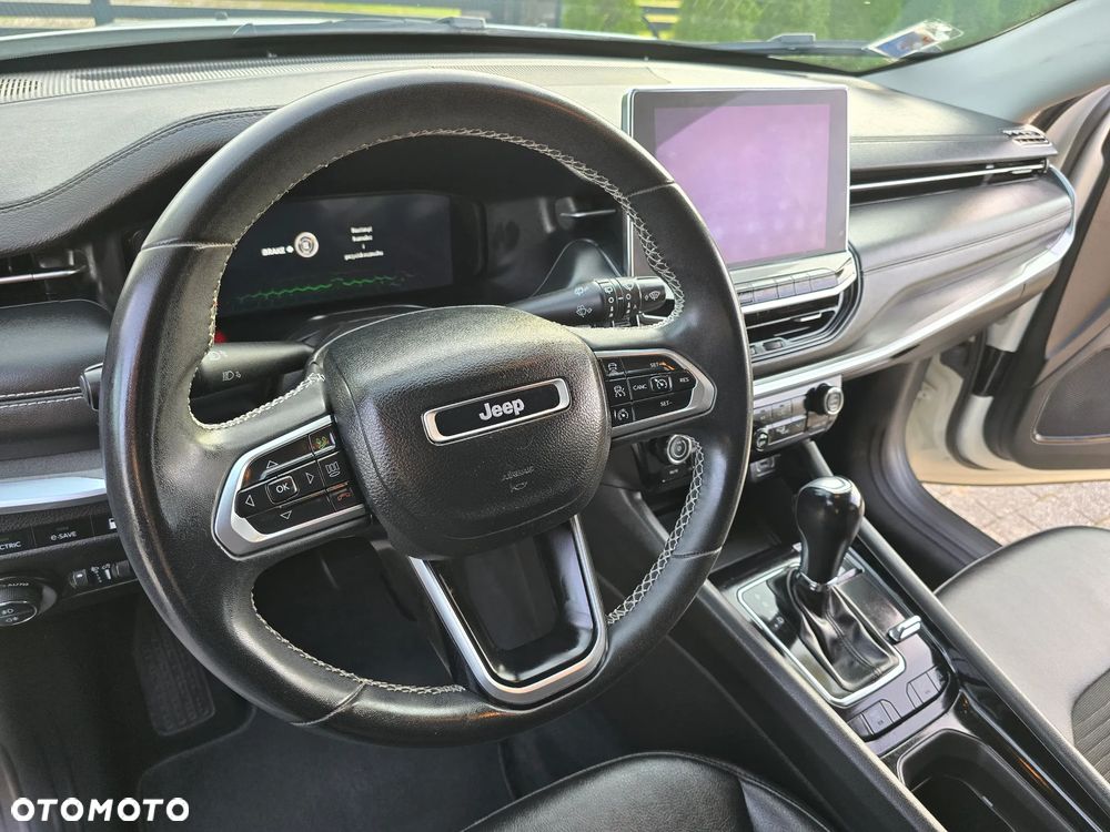 Jeep Compass - 13