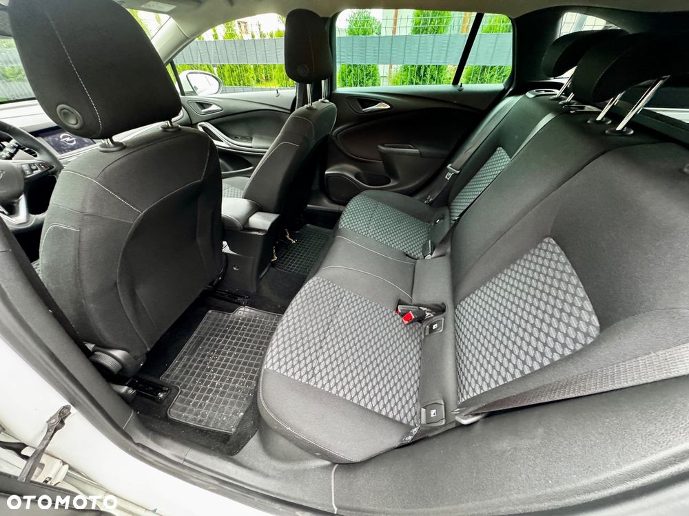 Opel Astra 1.2 T Ultimate S&S - 12