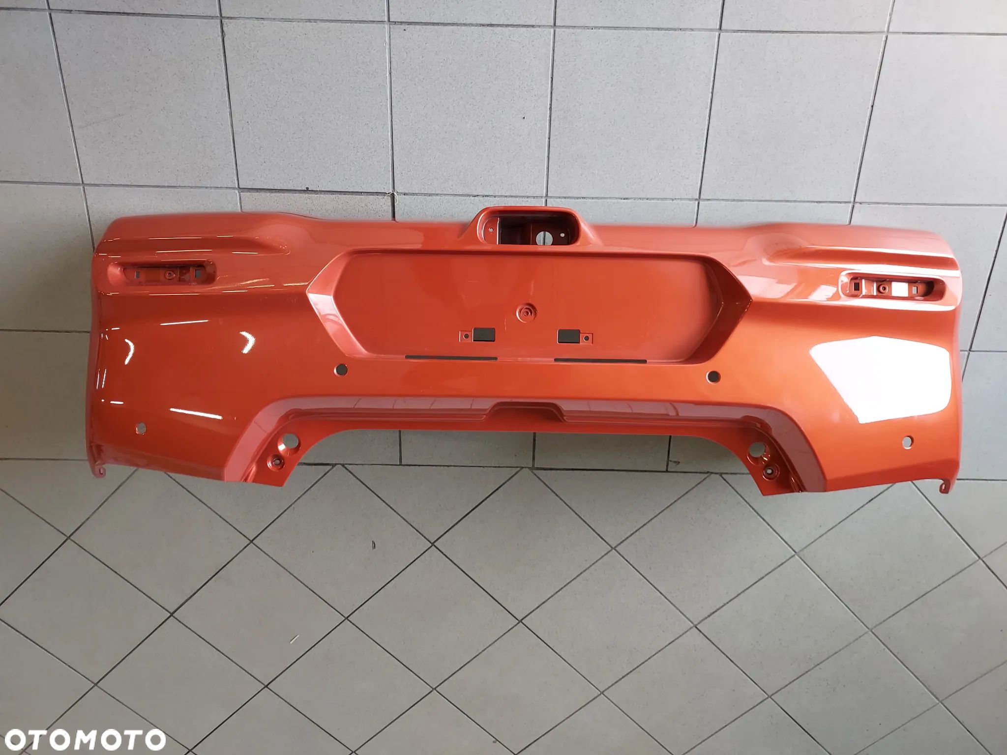 Zderzak tylny Swift VII 2024- 71811-70T00-799 - 1