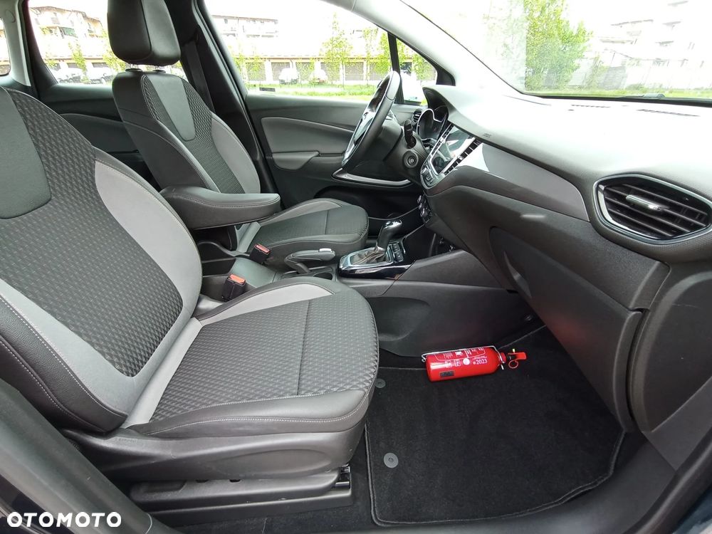 Opel Crossland X - 22