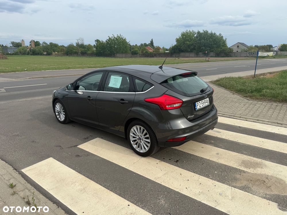 Ford Focus 2.0 TDCi Titanium ASS - 2