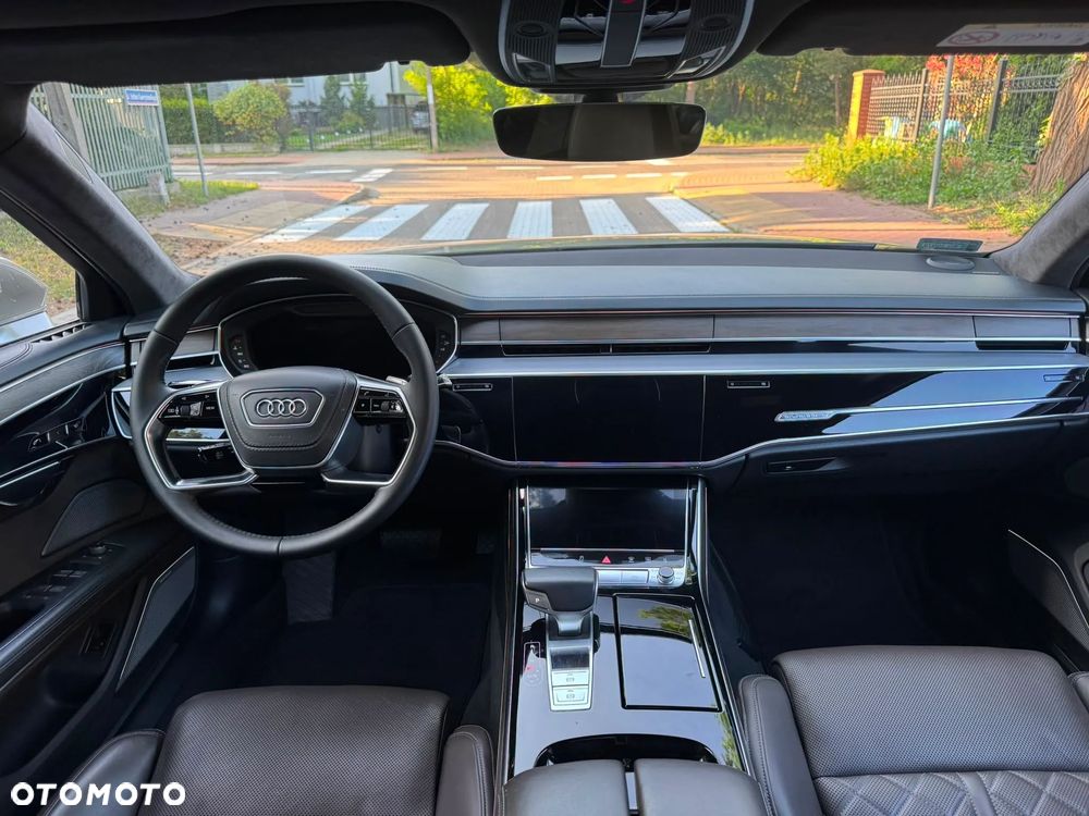Audi A8 - 23