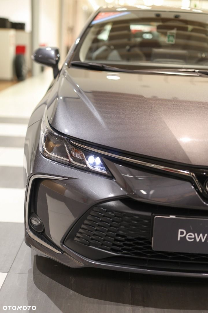 Toyota Corolla - 11