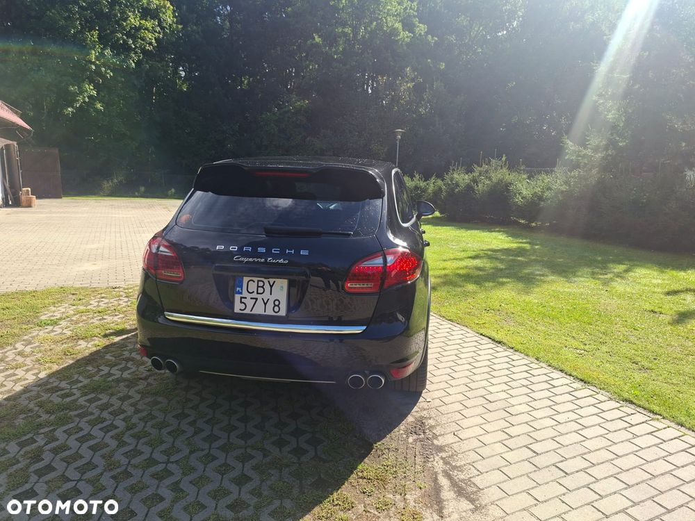 Porsche Cayenne - 5
