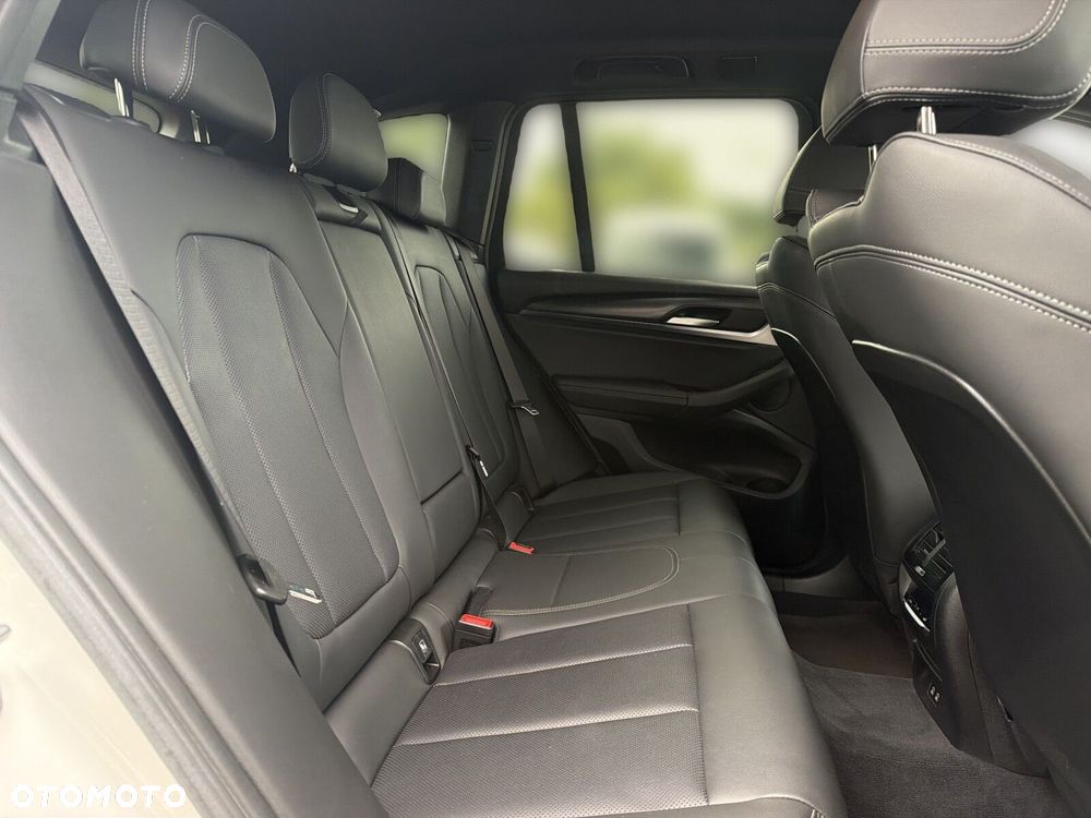 BMW X3 - 18