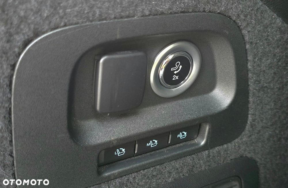 Ford Galaxy 2.0 EcoBlue Titanium - 37