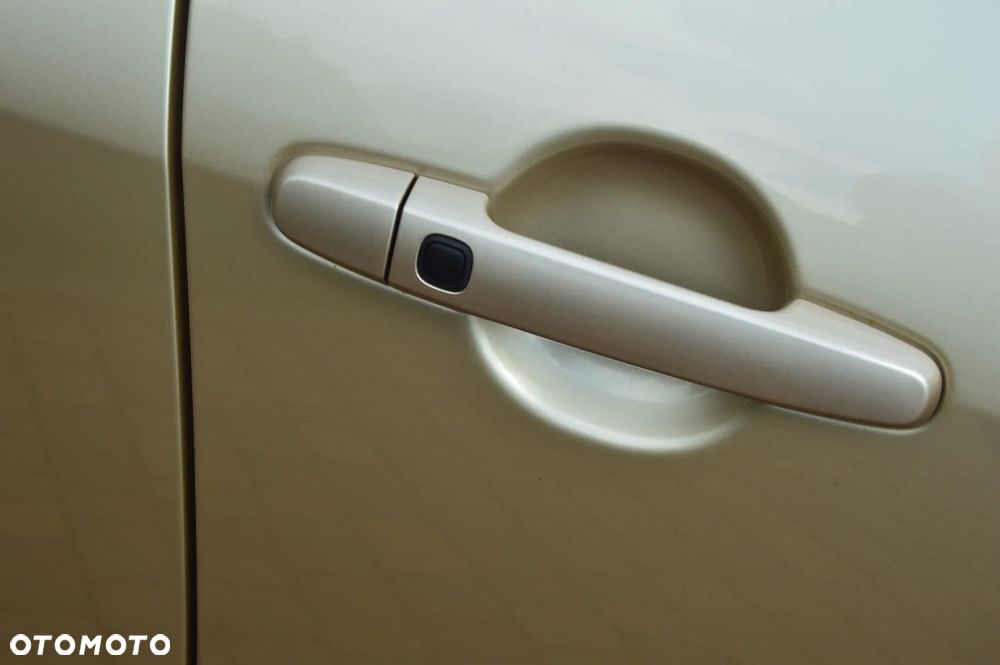 Toyota RAV4 2.2 D-CAT Sol 180 - 31