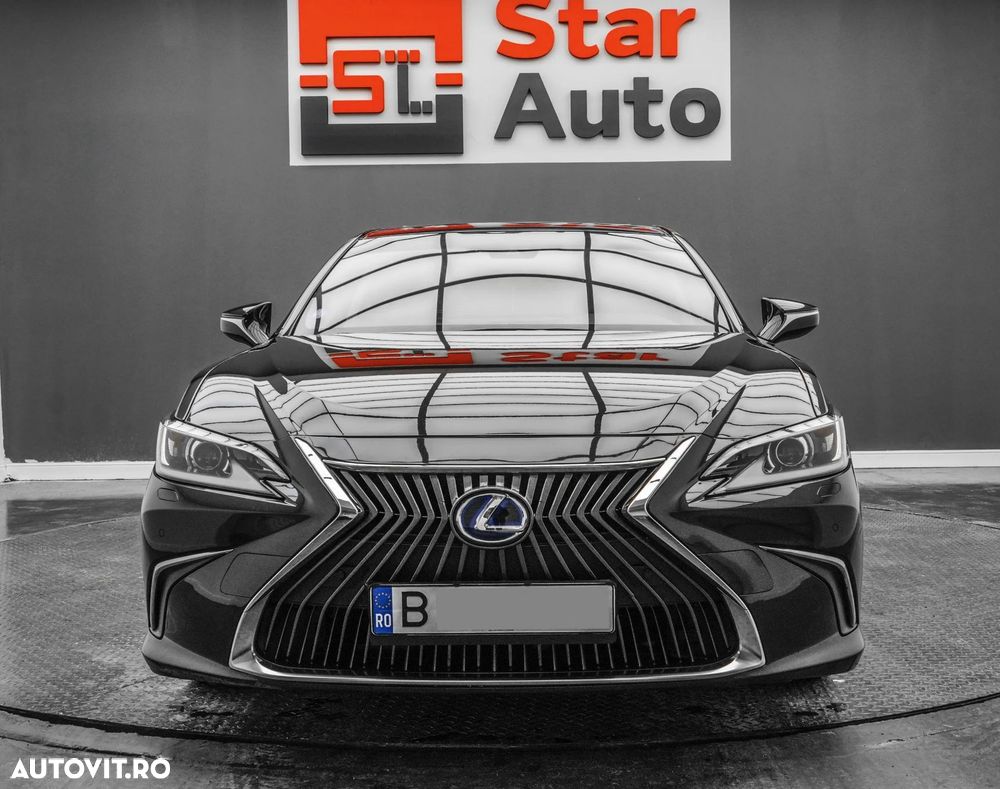 LEXUS ES 2020 — imagine 2